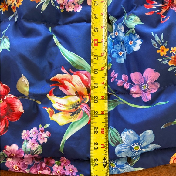 Johnny Was Reversible Multi-color Floral Puffer Jacket - Picture 7 of 8